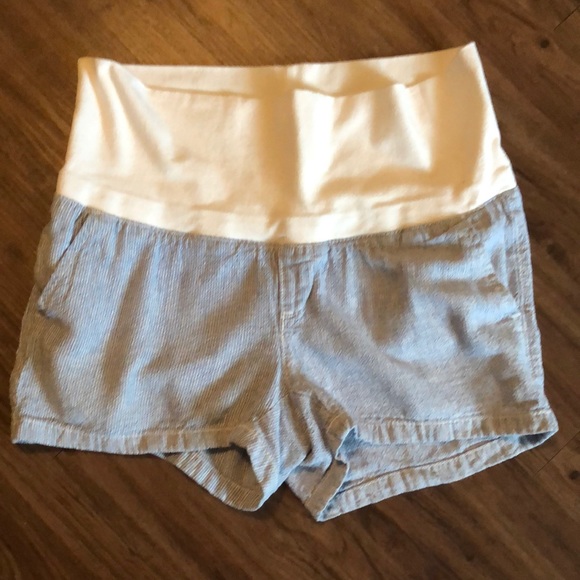 Old Navy Pants - Old Navy Linen Blend Maternity Shorts SMALL